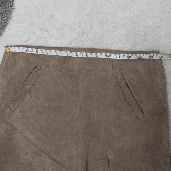 BLANK NYC Suede Mini Skirt Size 28 - Picture 11 of 13